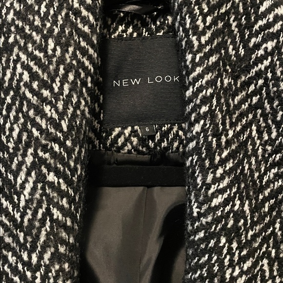 New Look Herringbone Faux Fur Trim Belted Coat - Picture 9 of 12